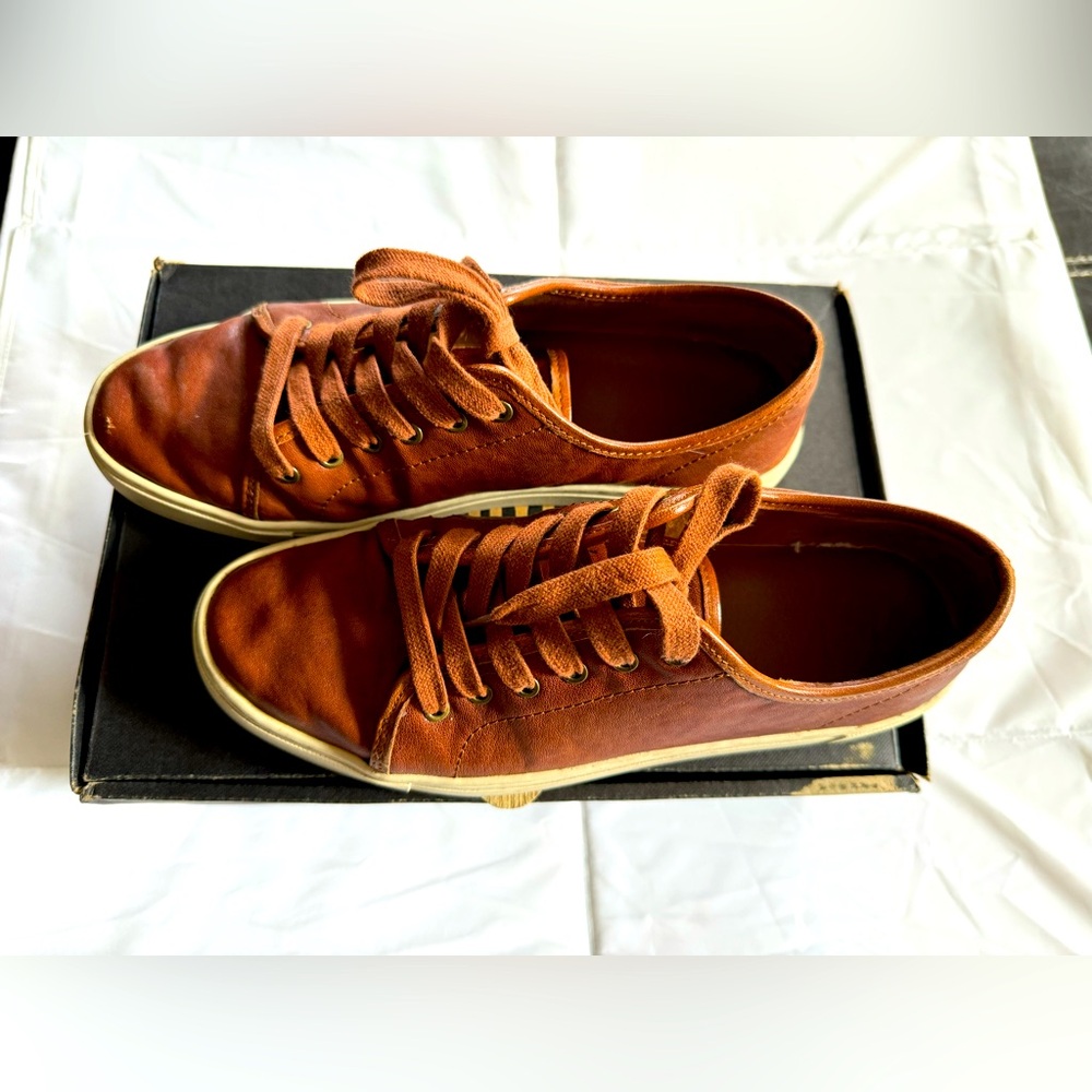 Frye Peggy Low Lace Women’s Sneakers